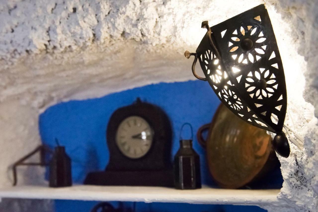 La Cueva De La Abuela Villa Cenes De La Vega Buitenkant foto