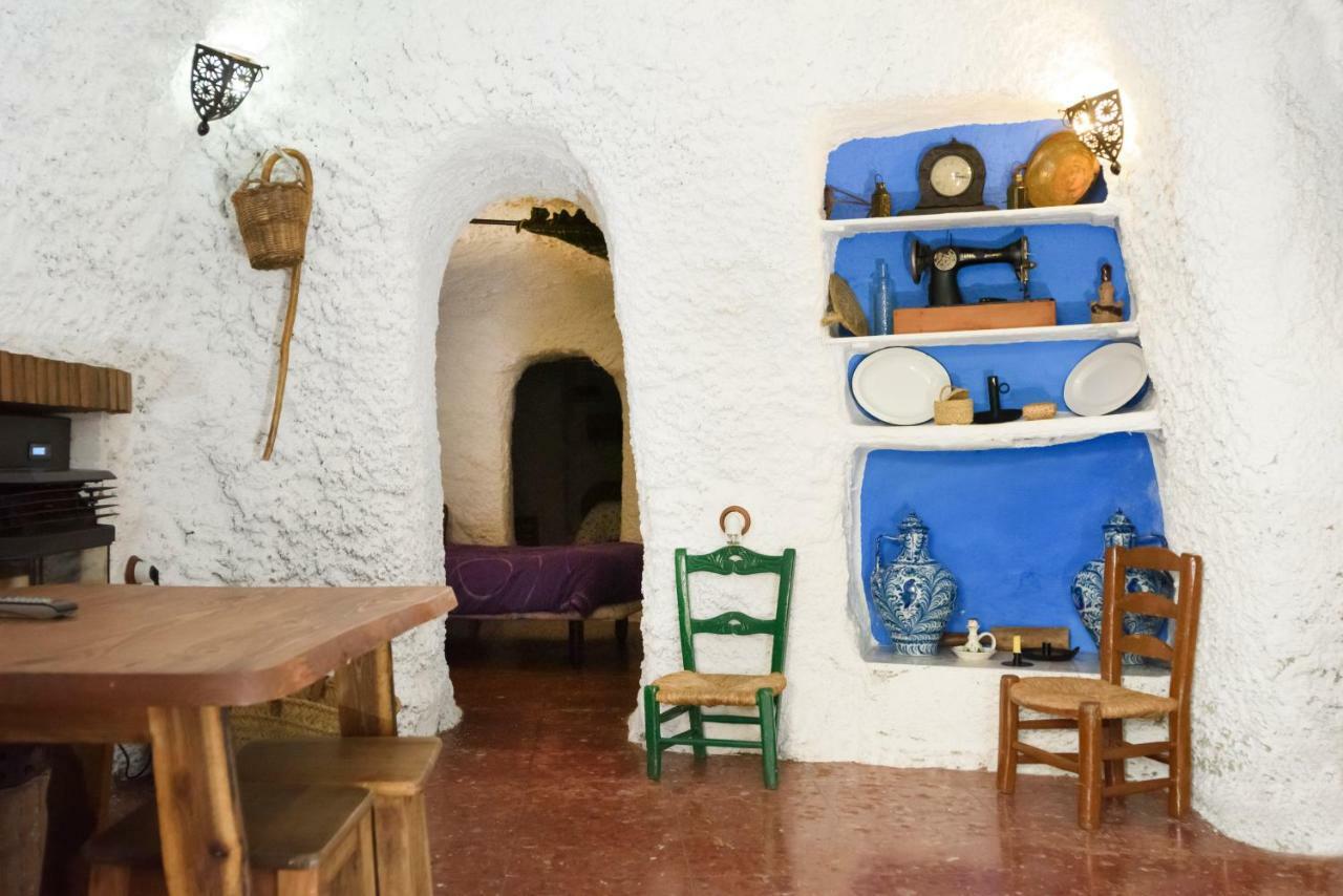 La Cueva De La Abuela Villa Cenes De La Vega Buitenkant foto